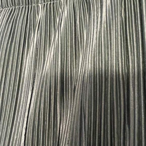 LuLaRoe Samantha Skirt - Picture 3 of 4